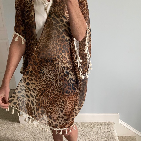 Leopard Print Boho Kimono - Picture 4 of 5